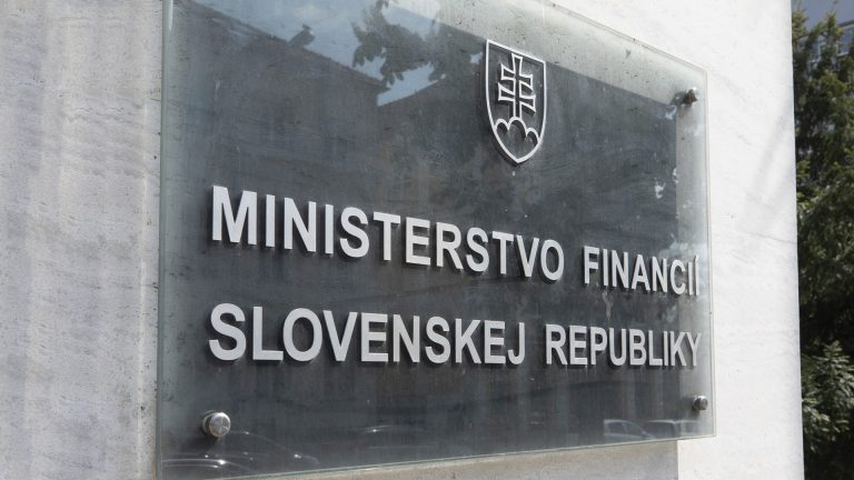 Ministerstvo financií Slovenskej republiky práve minulo cez 3 milióny EUR