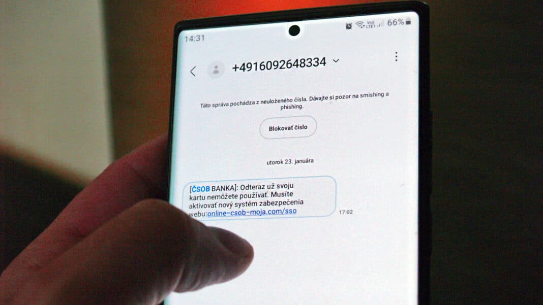 Nárast podvodných SMS na Slovensku (ilustračné foto, Rewind.sk)